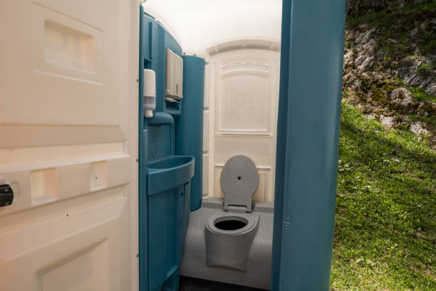 Best Porta potty rental near me  in South Brooksville, FL