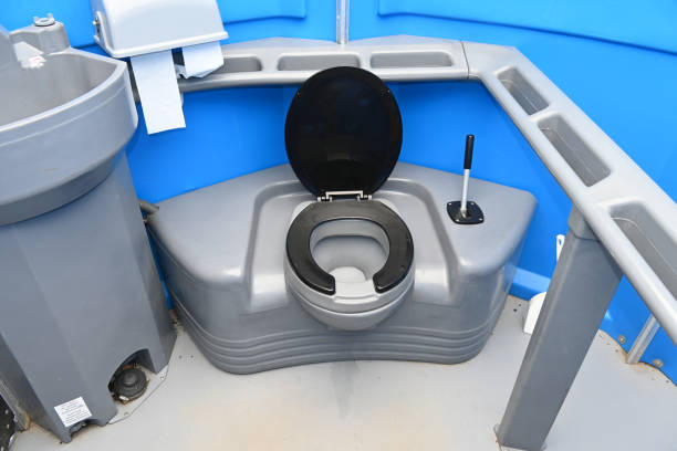 Best Affordable portable toilet rental  in South Brooksville, FL